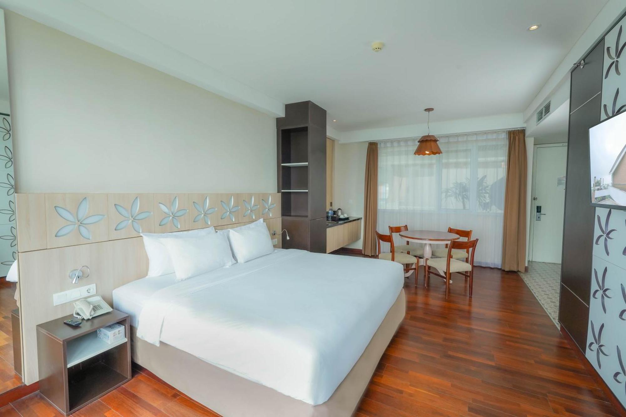 Amartahills Hotel And Resort 바투 객실 사진